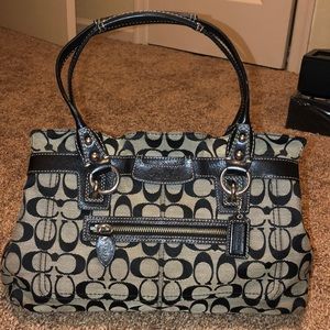 VINTAGE Coach shoulder bag